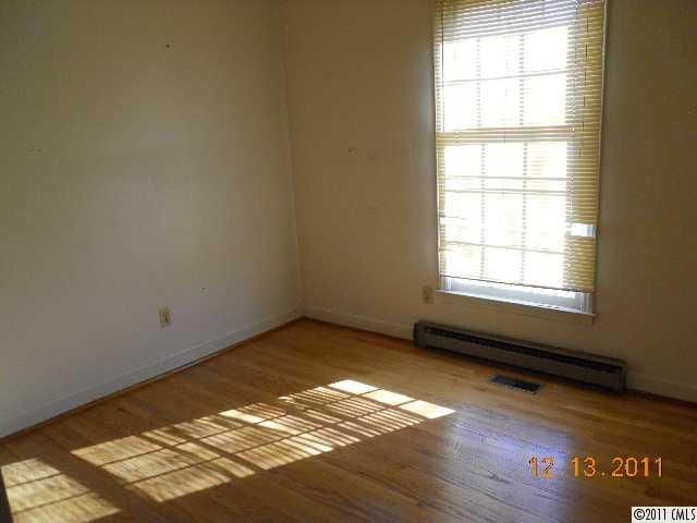 500 Derrydowne Dr, Charlotte, NC 28212