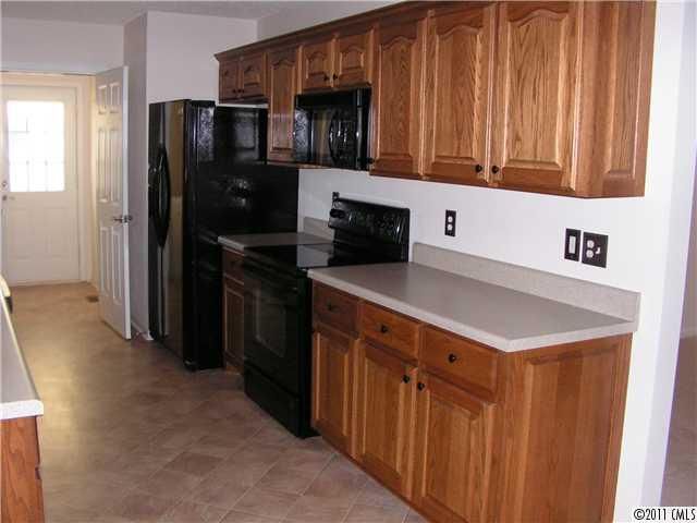 2001 Beau Dr, Stanley, NC 28164