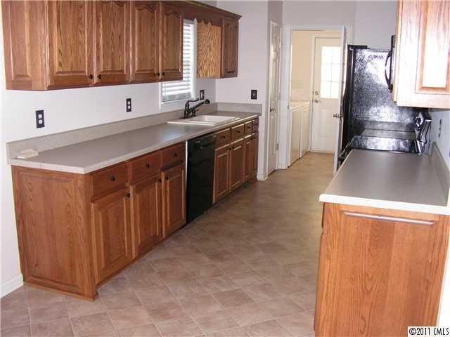 2001 Beau Dr, Stanley, NC 28164