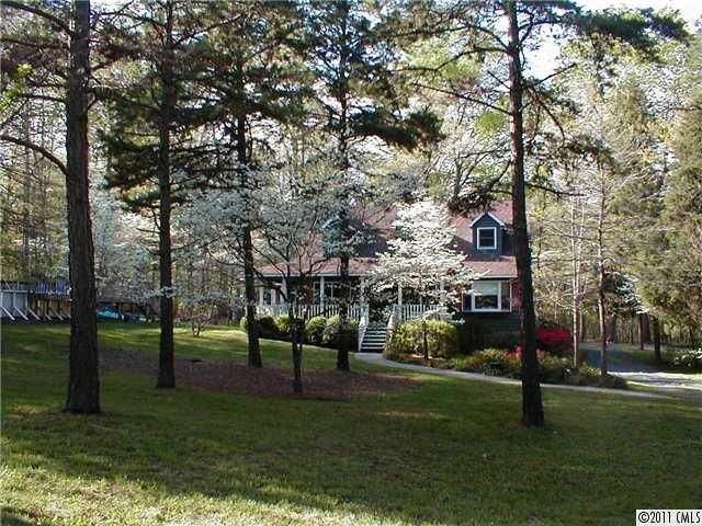 3801 Spring Dr, Midland, NC 28107
