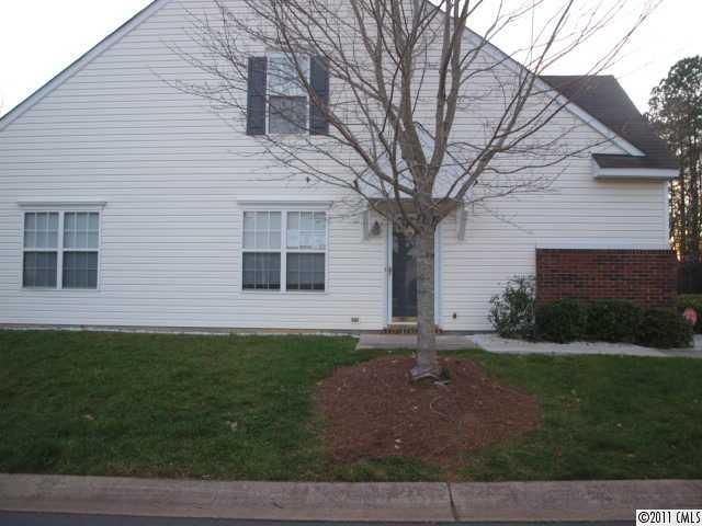 8949 Bryant Field Cir #1, Charlotte, NC 28277
