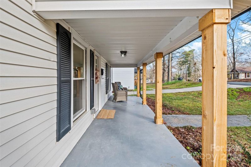 691 Gibson Dr, Concord, NC 28025