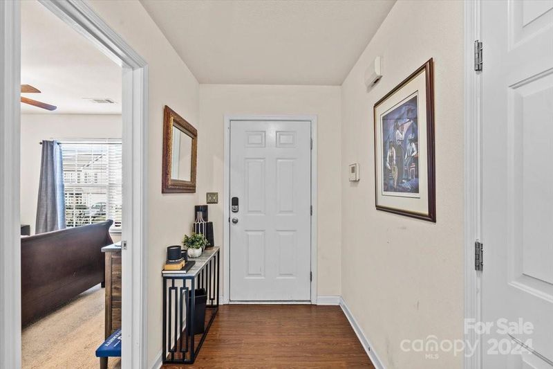 5312 Park Brook Dr, Charlotte, NC 28269