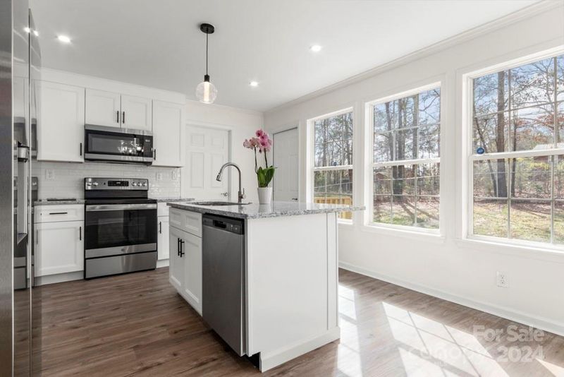 1849 Santa Barbara Dr, Lancaster, SC 29720