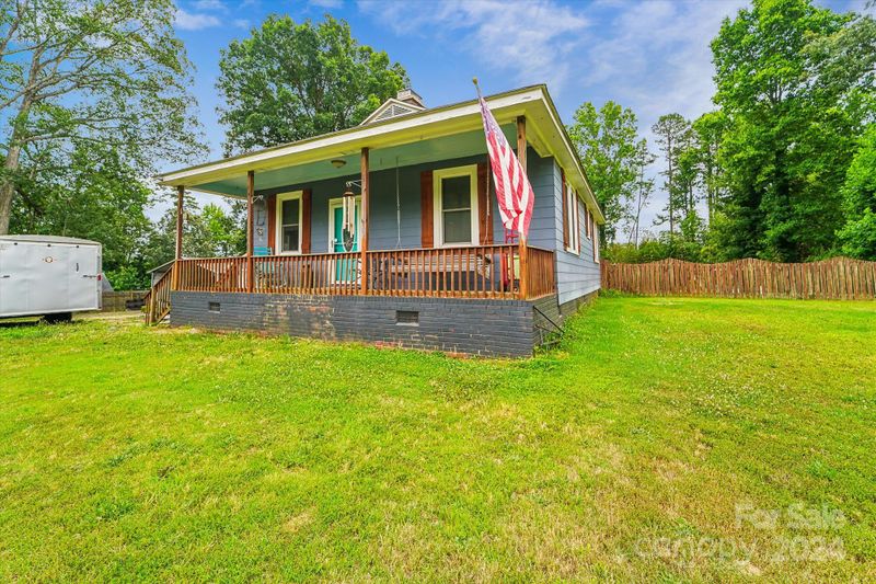 340 Johnson St, Mount Holly, NC 28120