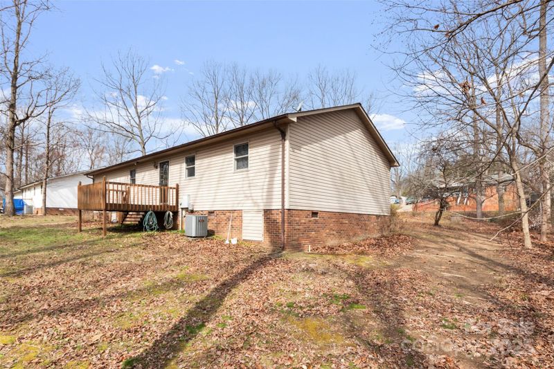 1302 Hickory Nut Ln, Lincolnton, NC 28092