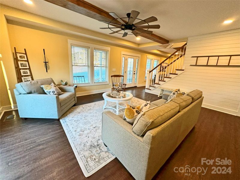 515 N Cedar St, Lincolnton, NC 28092