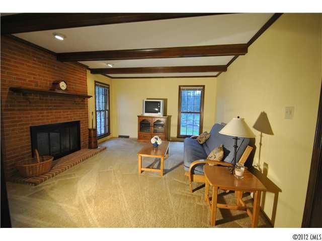 2905 Carding Pl, Matthews, NC 28105