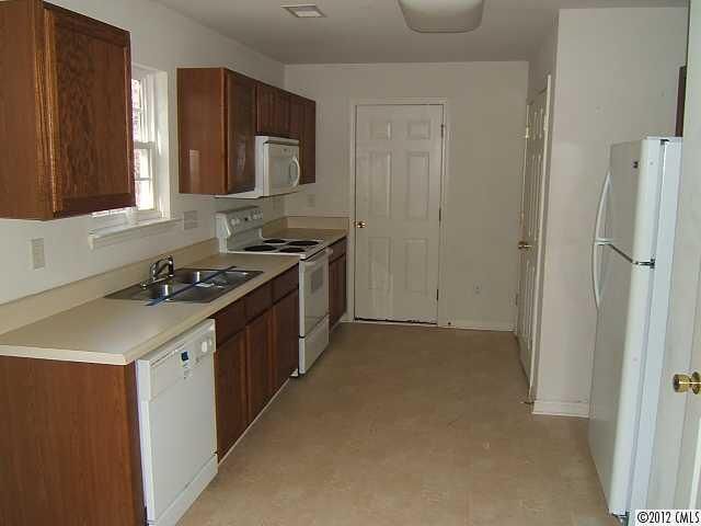 4422 Rich Ln, Charlotte, NC 28216