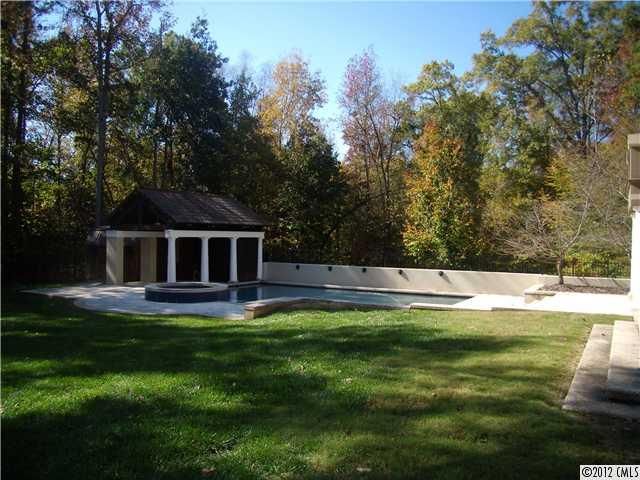 8381 Providence Rd, Charlotte, NC 28277