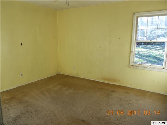 519 Kentbrook Dr, Charlotte, NC 28213