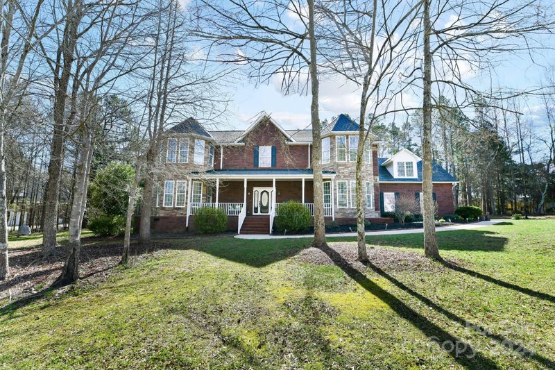 434 Laurel Crest Dr, Kannapolis, NC 28081