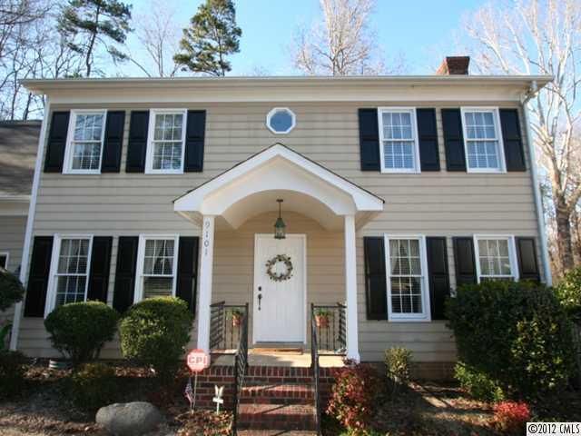 9101 Rainbow Forest Dr, Charlotte, NC 28277