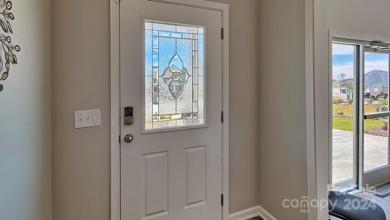 8131 Kennesaw Dr, Gastonia, NC 28056