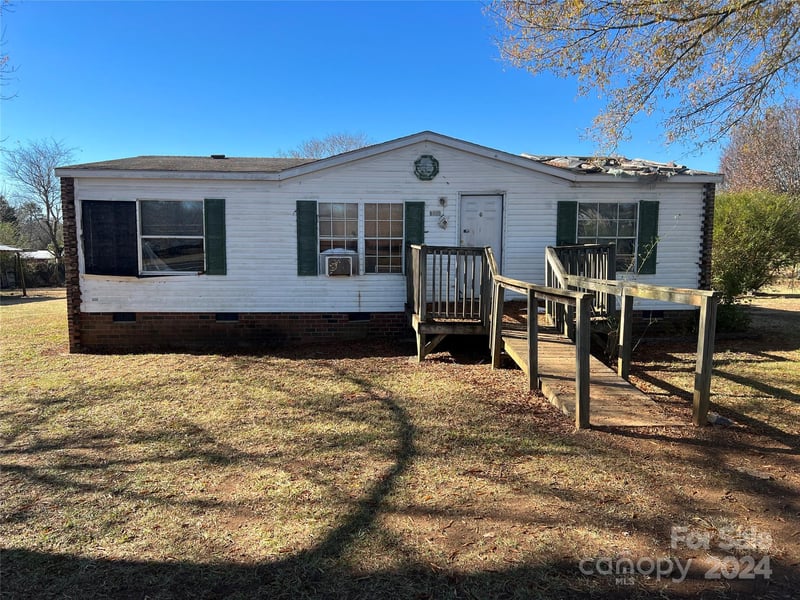 1375 Shinnville Rd, Cleveland, NC 27013