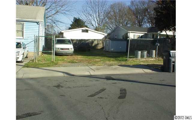 3720 Louisiana Ave, Charlotte, NC 28208