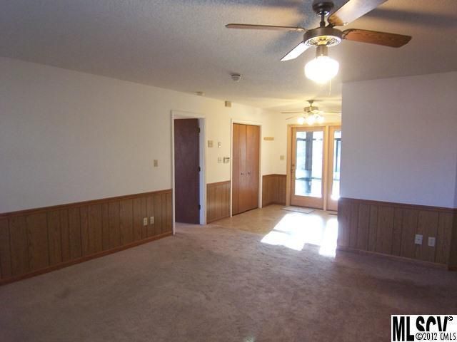 1422 SW 19th St, Hickory, NC 28602