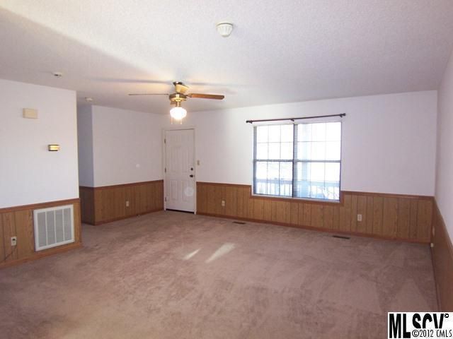1422 SW 19th St, Hickory, NC 28602