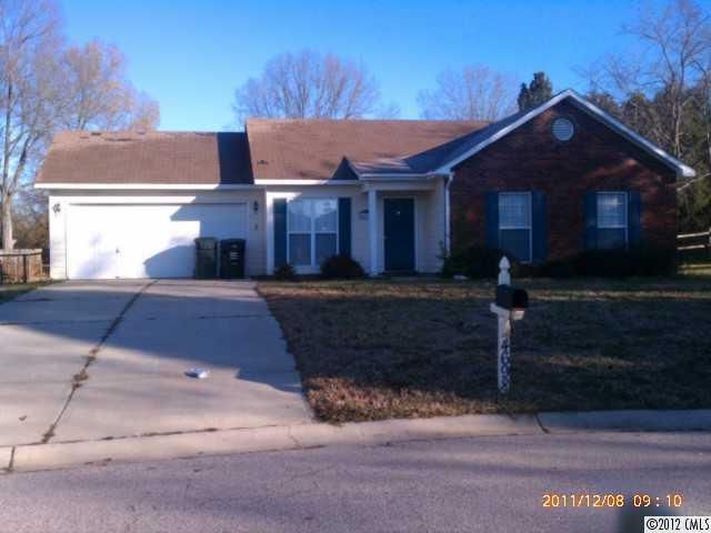 4698 SW Falcon Chase Dr, Concord, NC 28027
