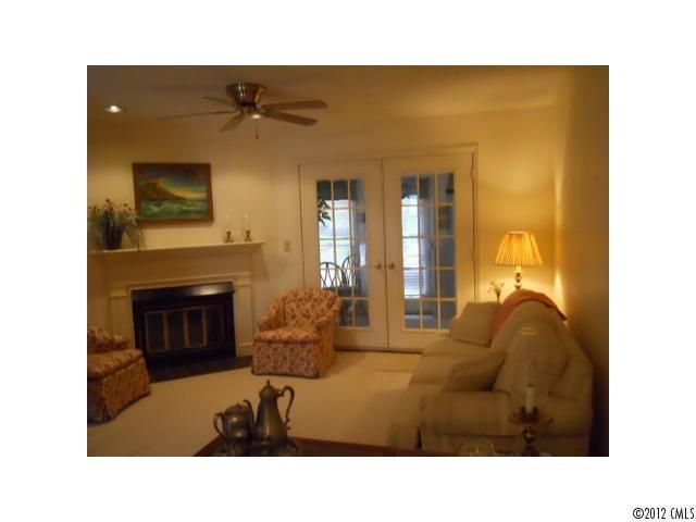 893 NE 21st Ave #893, Hickory, NC 28601