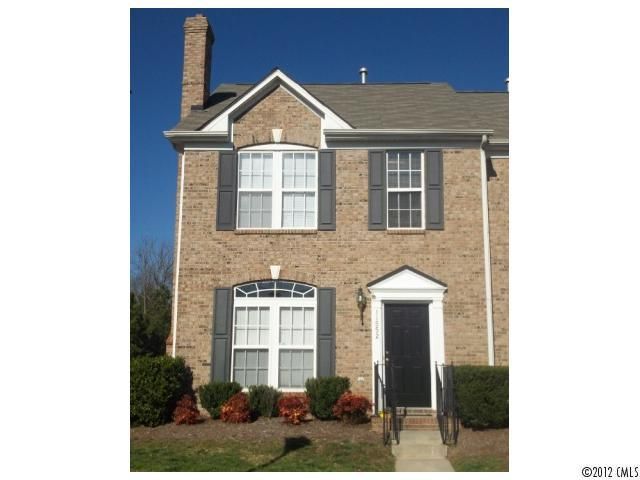 11552 Shaded Ct #End, Charlotte, NC 28273