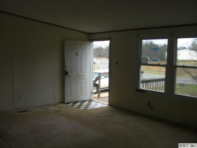 1110 Safeway Dr, Gastonia, NC 28056