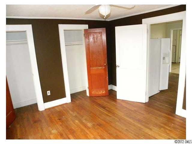2124 Rhyne Rd, Dallas, NC 28034