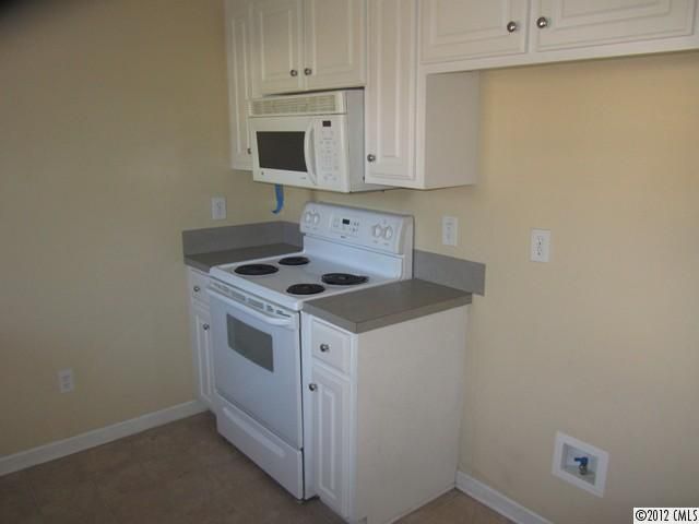 324 Hill St, Mount Holly, NC 28120