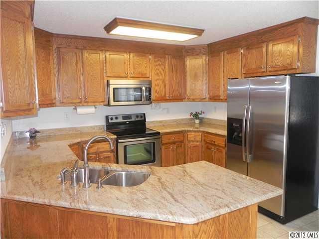 223 Timberlane Dr, Belmont, NC 28012