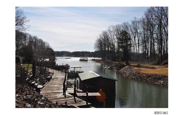 112 Elysian Dr, Mooresville, NC 28117