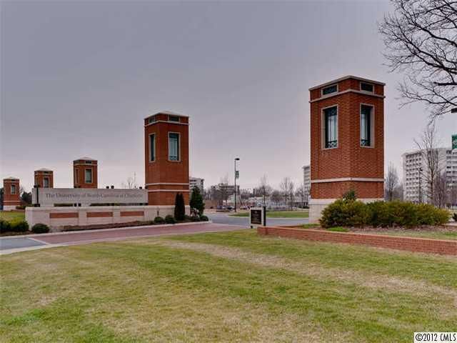 630 Lex Dr #-, Charlotte, NC 28262