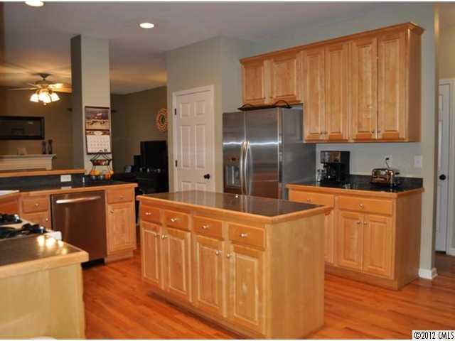 16927 Laureate Rd, Huntersville, NC 28078