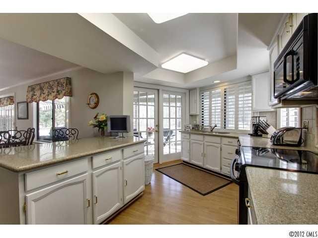 4209 Quail View Rd, Charlotte, NC 28226