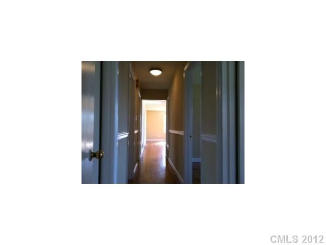 858 E Center Ave, Mooresville, NC 28115