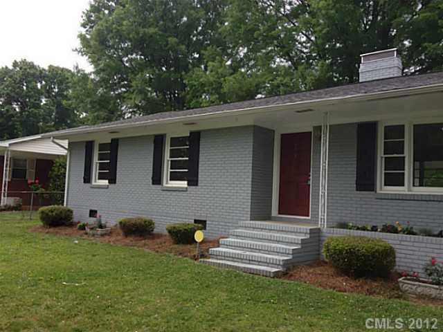 858 E Center Ave, Mooresville, NC 28115