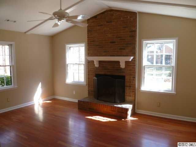 701 Swift Ct, Charlotte, NC 28105