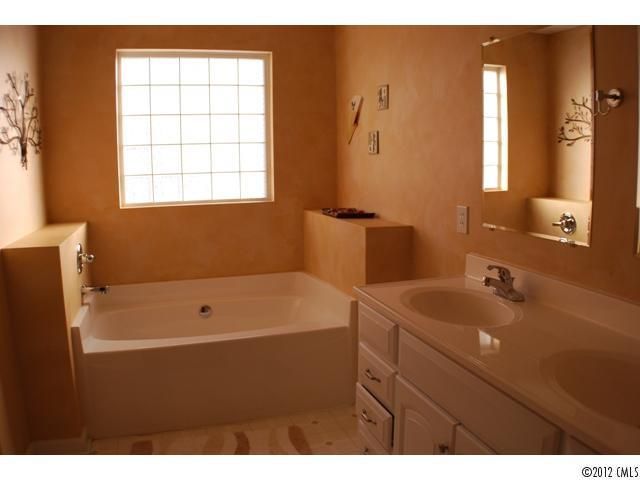 1791 Buffalo Rn, Lincolnton, NC 28092