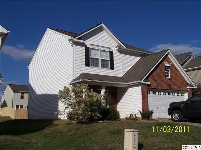 5441 Wyalong Dr, Charlotte, NC 28227