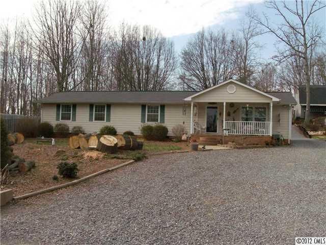 106 Frances Ct, Gastonia, NC 28056