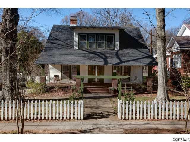233 S Academy St, Mooresville, NC 28115