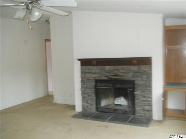 2935 Forbes Rd, Gastonia, NC 28056