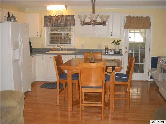 2625 Hart Rd, Charlotte, NC 28214