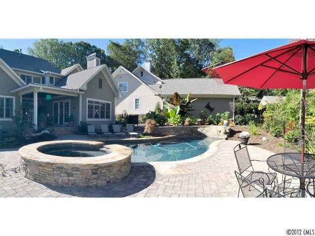 6080 Saint John Ln, Charlotte, NC 28210