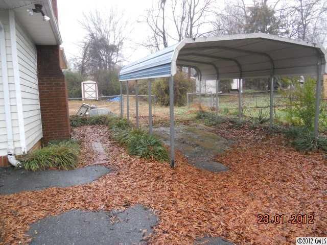 618 Flowe St, Gastonia, NC 28052