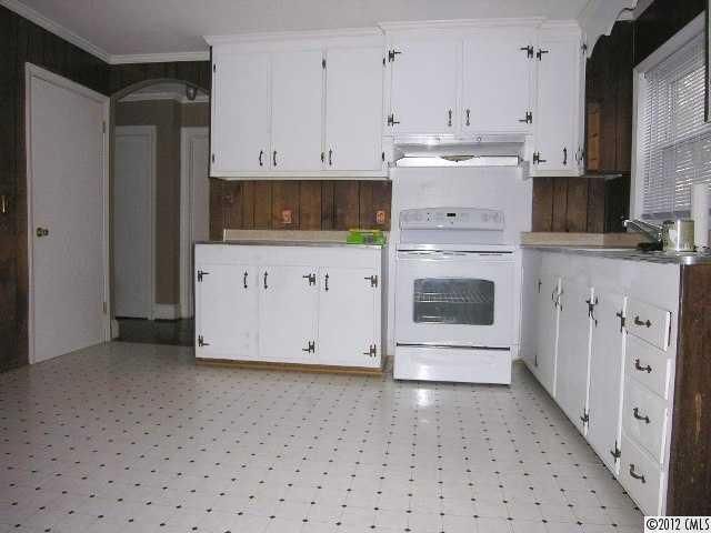 212 Logan Ave, Concord, NC 28025