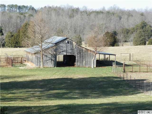 1377 Daniels Rd, Lincolnton, NC 28092