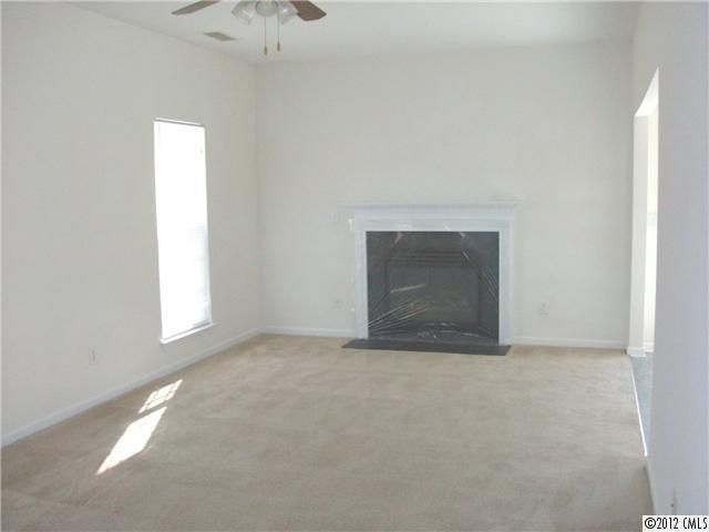 3503 Balsam Tree Dr, Charlotte, NC 28269