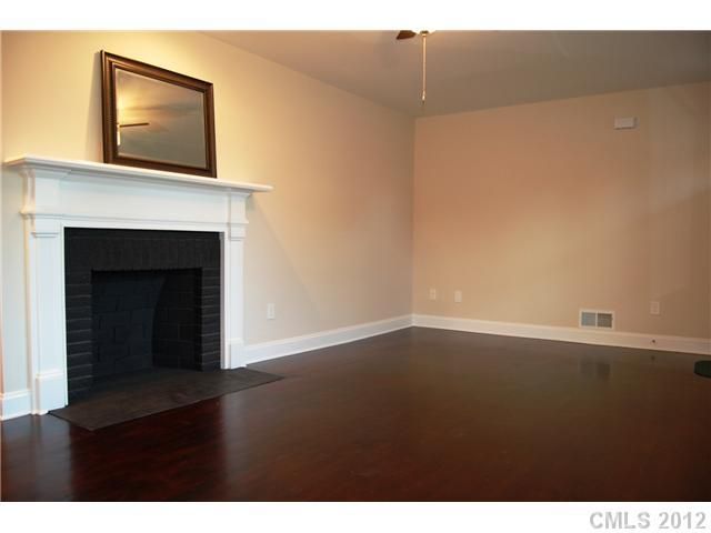 4200 University Dr, Charlotte, NC 28209