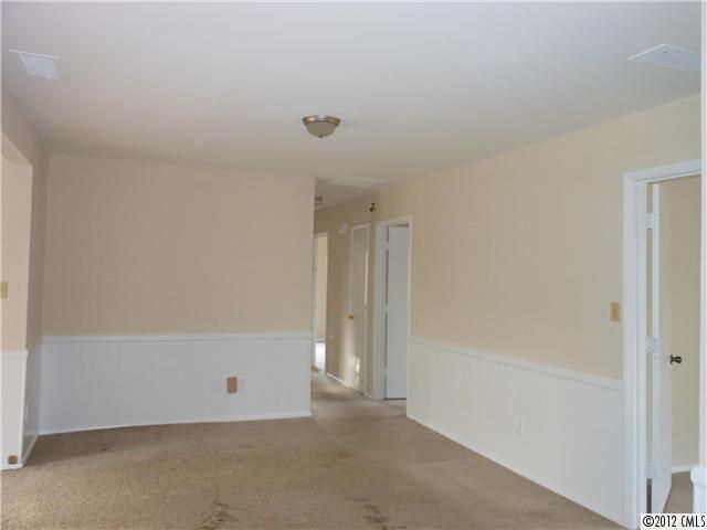 6314 Monroe Rd, Charlotte, NC 28212