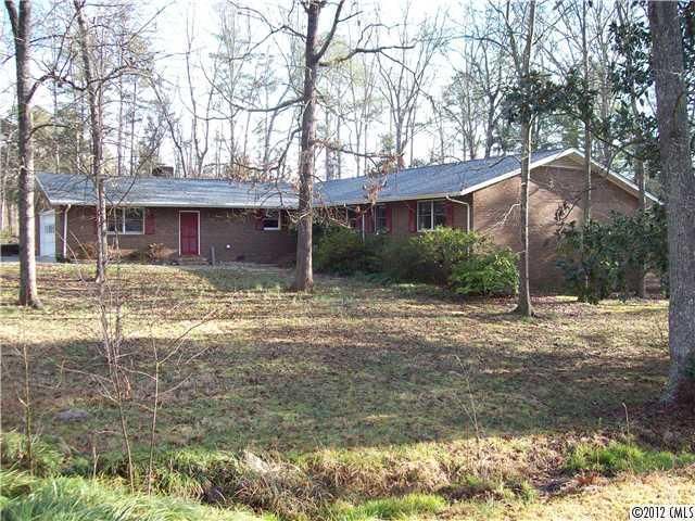 217 Pinewood Ln, Rock Hill, SC 29730